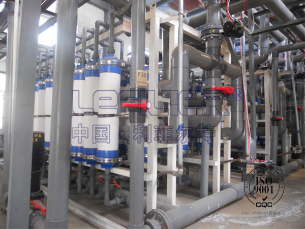 反滲透設(shè)備 反滲透設(shè)備